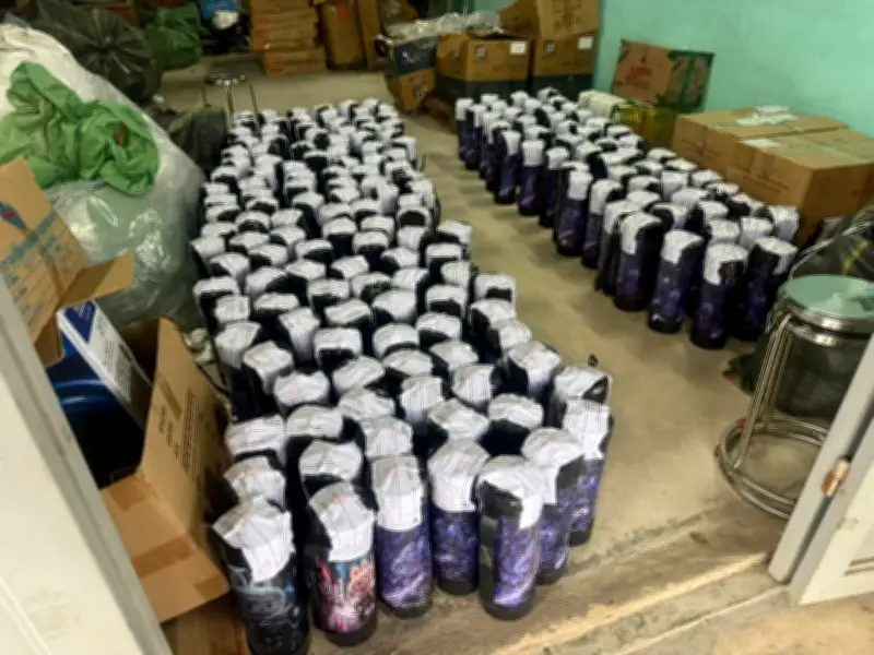 Huế triệt phá đường dây buôn bán khí cười quy mô lớn, thu giữ hơn 1 tấn tang vật