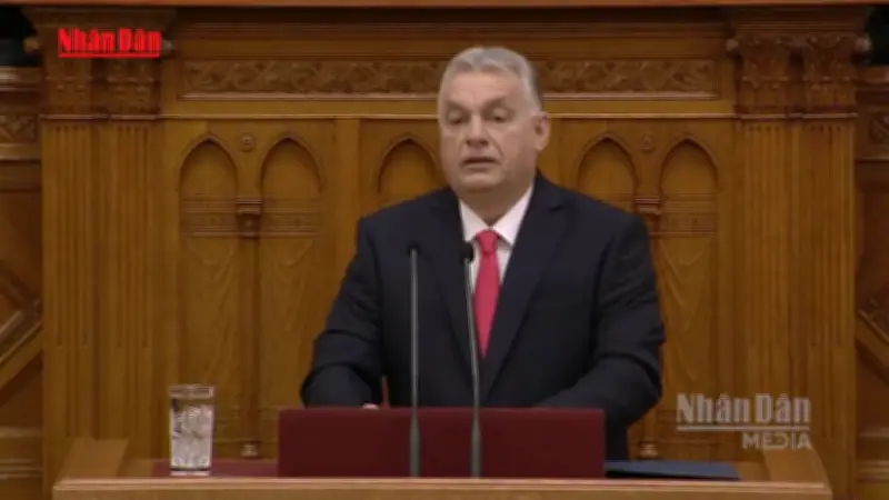 Hungary Phủ Quyết Lệnh Trừng Phạt Nga và Khoản Vay Cho Kiev Của EU