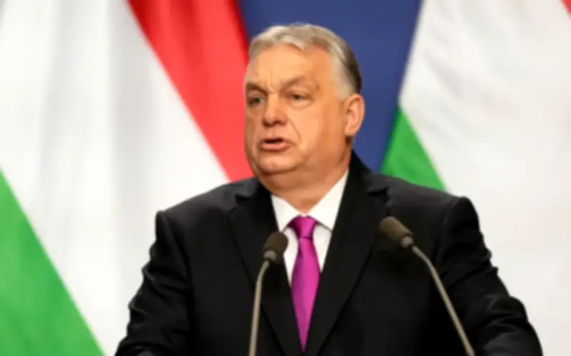 Hungary trì hoãn trừng phạt Nga để gây sức ép EU phê duyệt khoản vay quốc phòng 16 tỷ euro