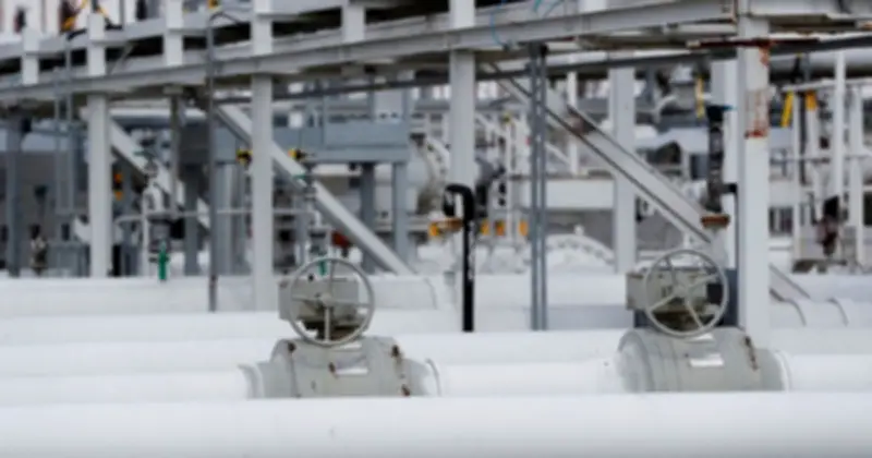 Hungary và Slovakia vẫn nhập dầu Nga, gây căng thẳng với Ukraine và EU