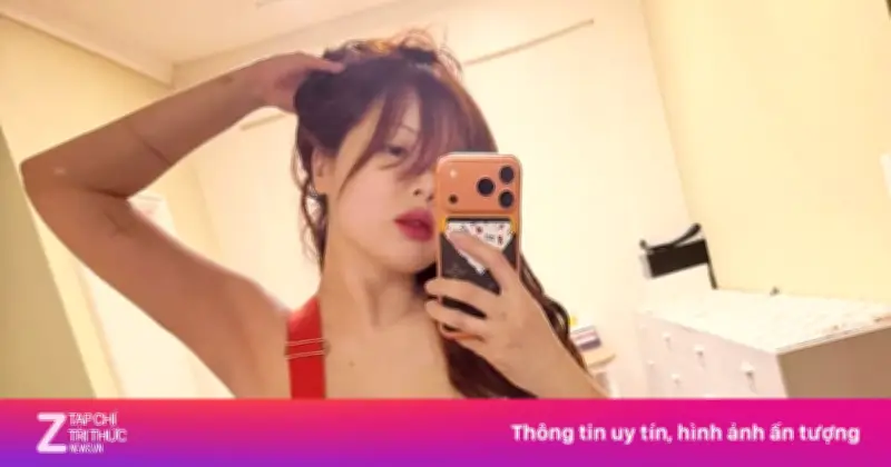 HyunA gây tranh cãi với ảnh selfie táo bạo không mặc nội y giữa tin đồn mang thai