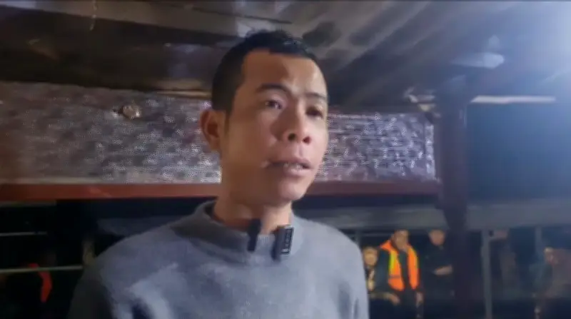 Đội cứu hộ Phú Thọ lặn sâu 17m tìm kiếm nạn nhân vụ chìm tàu hồ Thác Bà