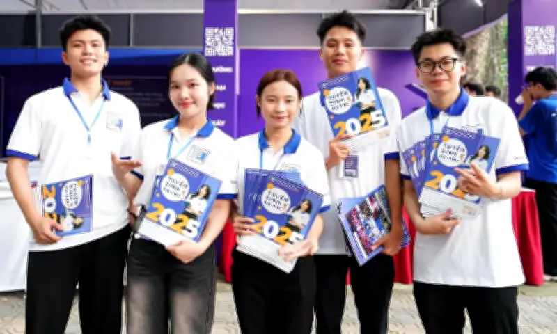 Đại học Xây dựng Hà Nội giảm điểm IELTS xuống 5.0, tuyển 4.700 sinh viên năm 2026