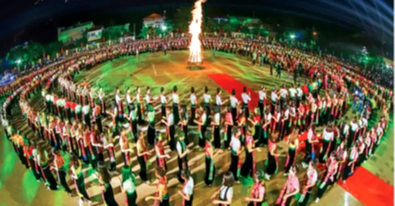 Đại hội XIV: Phát triển bao trùm và đại đoàn kết dân tộc làm nền tảng quốc gia