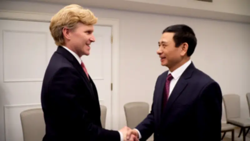 Đại tướng Phan Văn Giang tiếp Thứ trưởng Bộ Chiến tranh Hoa Kỳ tại Washington DC