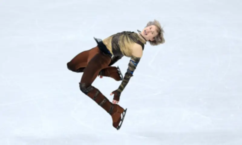 Ilia Malinin tái hiện cú nhảy lộn ngược bị cấm tại Olympic mùa Đông 2026