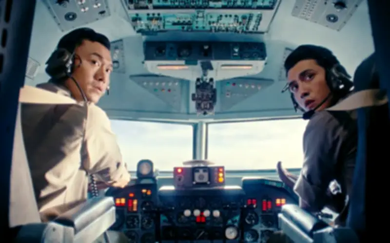 Điện Ảnh Việt Bùng Nổ Bom Tấn, Phá Kỷ Lục Doanh Thu Phòng Vé