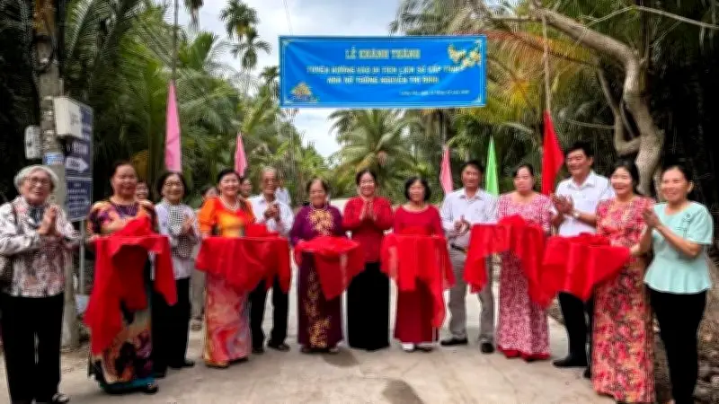 Khánh thành tuyến đường vào di tích Nữ tướng Nguyễn Thị Định tại Bến Tre