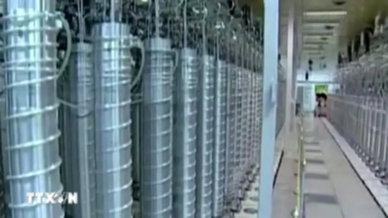 Iran Đặt Điều Kiện Xem Xét Làm Loãng Kho Dự Trữ Uranium, Căng Thẳng Hạt Nhân Gia Tăng