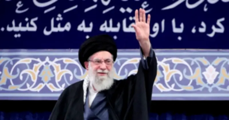 Israel tấn công nhằm vào lãnh đạo cao cấp Iran, Tehran sơ tán khẩn cấp