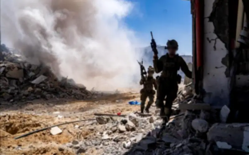 Israel Tấn Công Phủ Đầu Iran, Ban Bố Tình Trạng Khẩn Cấp Toàn Lãnh Thổ