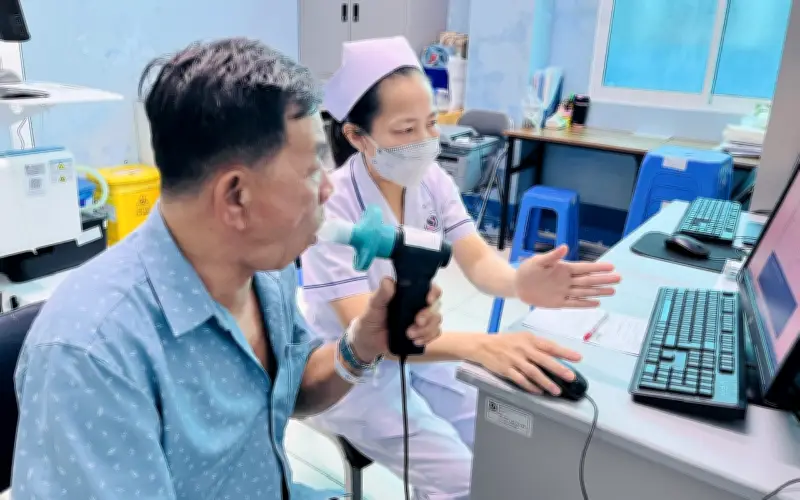 Điều Dưỡng Nguyễn Thị Thanh Nga: Người Thổi Cùng Hơi Thở Bệnh Nhân Tại Bệnh Viện Nhân Dân Gia Định