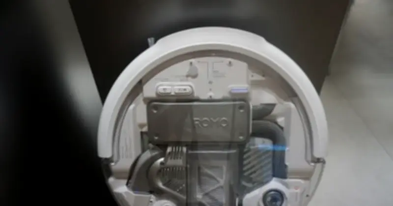 Kỹ sư vô tình hack 7.000 robot hút bụi DJI Romo, phát hiện lỗ hổng bảo mật