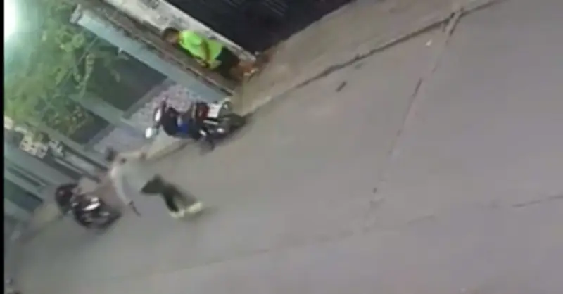 Kẻ tạt xăng châm lửa đốt người do mâu thuẫn tiền bạc bị bắt tại Hà Nội