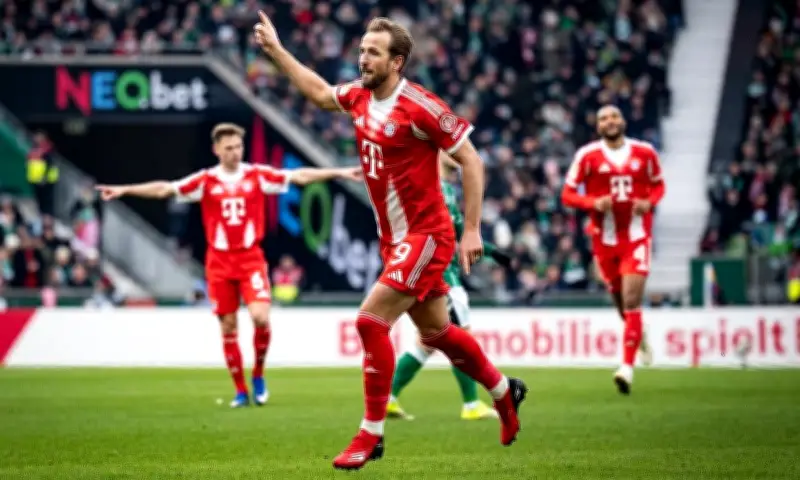 Kane tỏa sáng, Bayern Munich thắng dễ 3-0, nới rộng khoảng cách với Dortmund