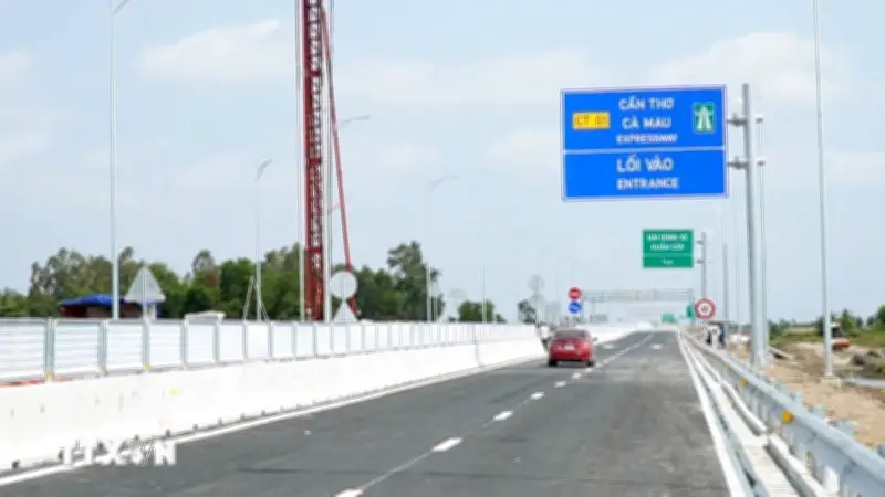 Khai thác tạm 2 trạm dừng nghỉ trên cao tốc Cần Thơ - Cà Mau