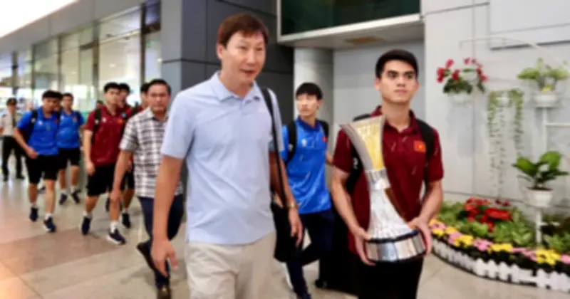 Khuất Văn Khang: Tết Bính Ngọ lặng lẽ bên gia đình sau thành công cùng U.23 Việt Nam