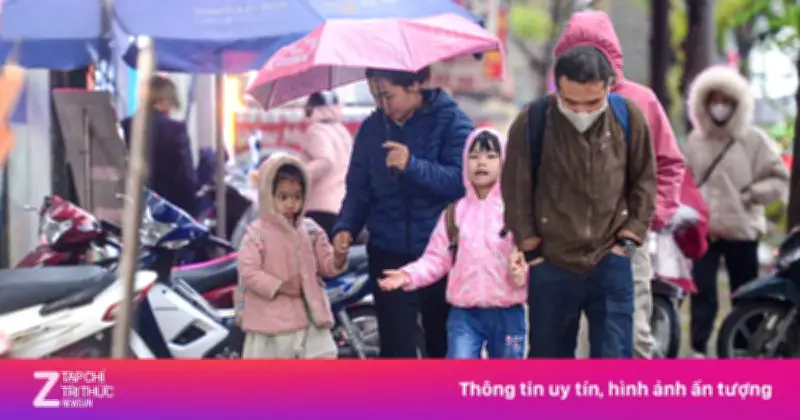 Không khí lạnh mạnh tràn về, Hà Nội chuyển rét đậm từ chiều nay kèm mưa rào
