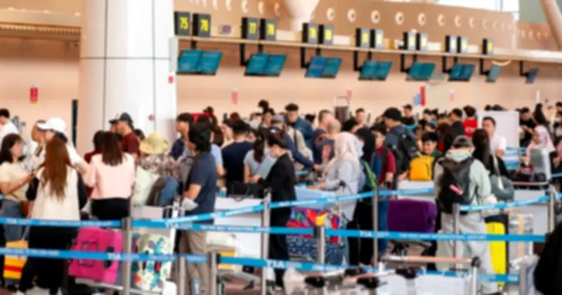 Kiosk Tự Động: Giải Pháp Check-In Thông Minh Giúp Hành Khách Tránh Cảnh Xếp Hàng Dài Dịp Cận Tết