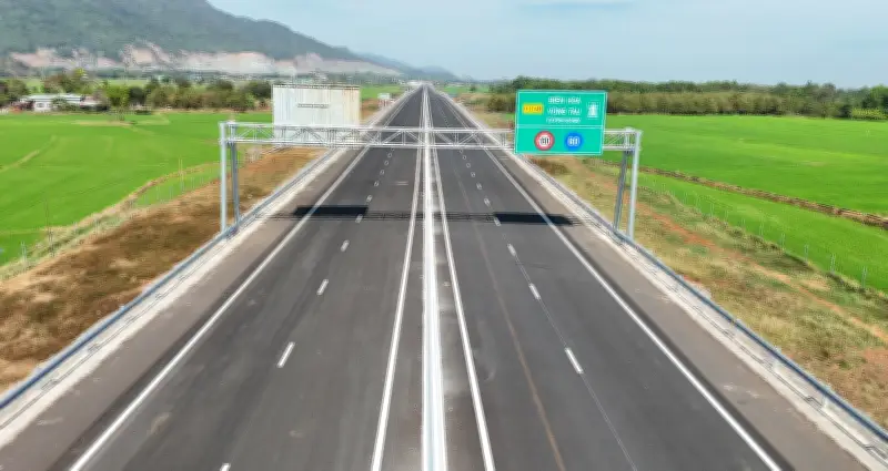 Lý do hoãn đưa cao tốc Biên Hòa - Vũng Tàu vào khai thác tạm dịp Tết