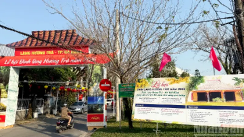 Lễ Hội Đình Làng Hương Trà 2026: Tôn Vinh Di Sản Và Con Đường Hoa Sưa Cổ Thụ