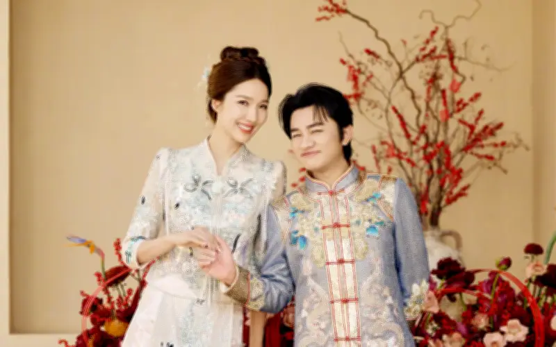 Lý Á Nam: Từ Hoa hậu đến 'bà hoàng' hạnh phúc bên chồng 'nấm lùn' Vương Tổ Lam