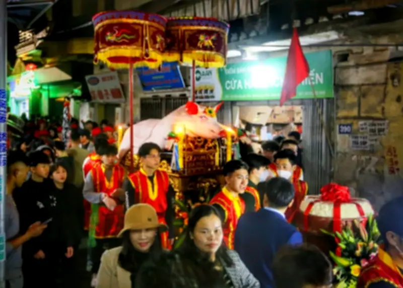 Lễ rước ông lợn truyền thống độc đáo đầu xuân ở Việt Nam