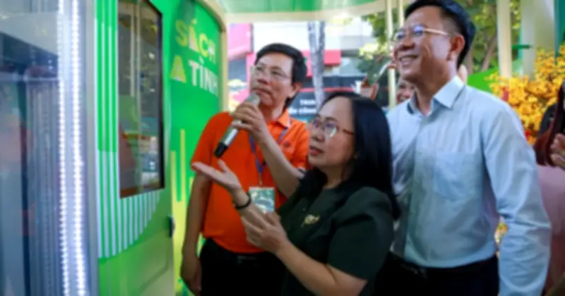 Lì xì sách Tết 2026 tại TP.HCM: Tri thức và công nghệ hội tụ trong ngày đầu năm