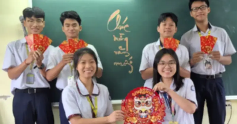 Lì Xì Tri Thức: Món Quà Vô Giá Cho Học Sinh Đầu Năm Mới