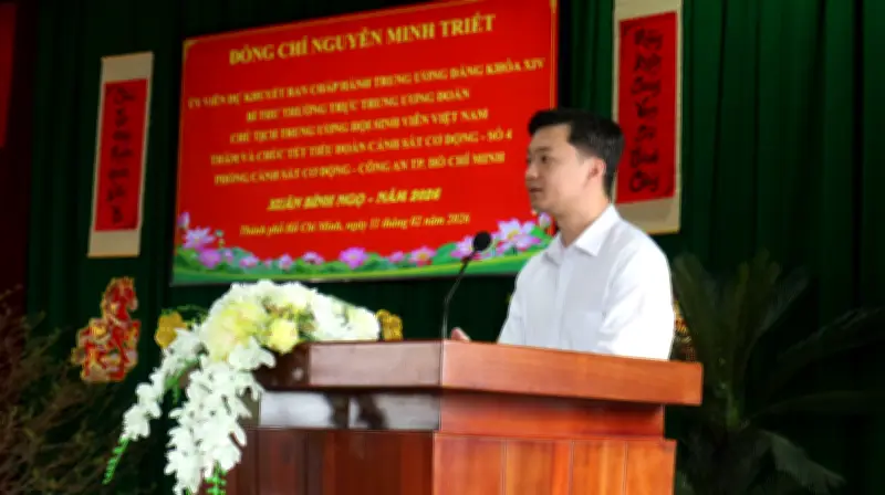 Lan Tỏa Giá Trị Nhân Văn Từ Ngành Y Và Lực Lượng Cảnh Sát Dịp Tết