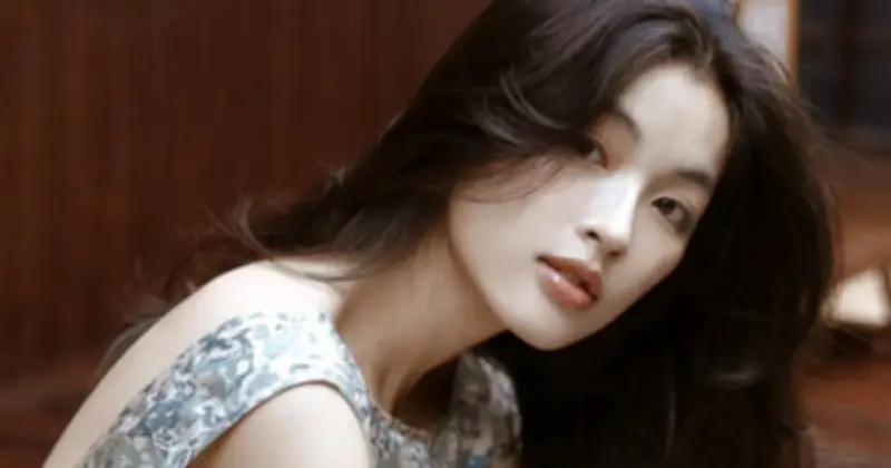 Lan Thy - 'Nàng thơ' Vbiz được nhạc trưởng trẻ tài năng cầu hôn bất ngờ