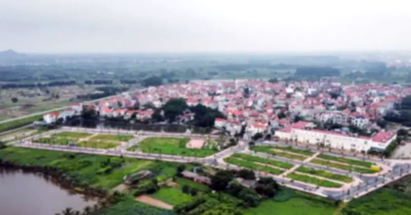 Đấu giá đất vẫn 'nóng' dù siết cọc 50%, Hà Nội ghi nhận giá trúng cao gấp 13 lần