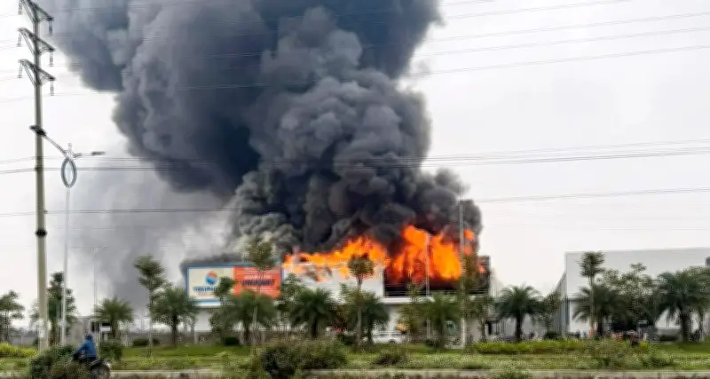 Cháy lớn nhà xưởng tại Ninh Bình do mối hàn, không có thiệt hại về người