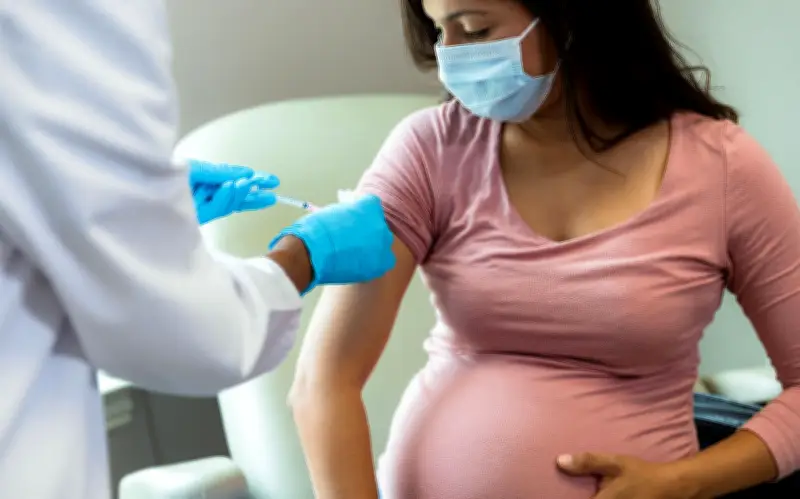 Nghiên cứu lớn tại Israel: Tiêm vắc xin cúm khi mang thai không liên quan đến tự kỷ ở trẻ