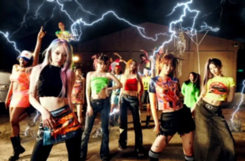 LE SSERAFIM: 'Smart' Vượt 400 Triệu Stream, Khẳng Định Sức Hút Toàn Cầu