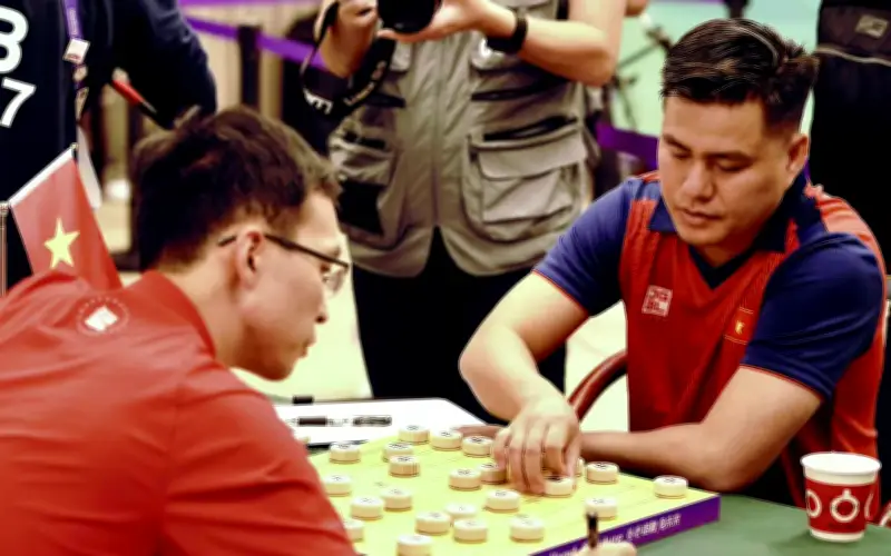 Lại Lý Huynh Gây Tranh Cãi Khi Được Đặc Cách Tại Siêu Giải Cờ Tướng Trung Quốc