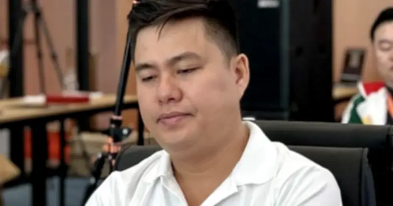 Lại Lý Huynh Hòa Thần Đồng Cờ Tướng Trung Quốc Trong Trận Đấu Căng Thẳng