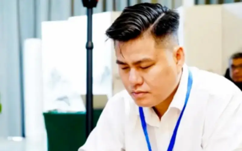 Lại Lý Huynh đón tuổi 36 với áp lực khổng lồ trong làng cờ tướng đỉnh cao