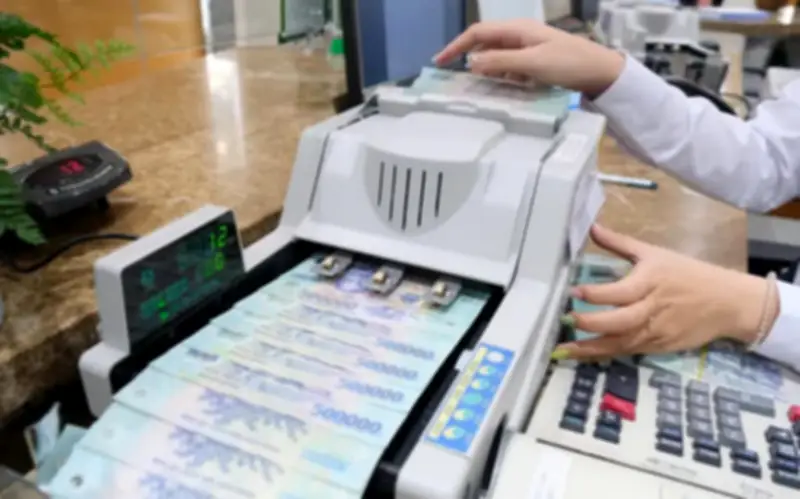 Lãi suất liên ngân hàng hạ mạnh, hỗ trợ doanh nghiệp AI và sẵn sàng phục vụ Tết tại Nội Bài