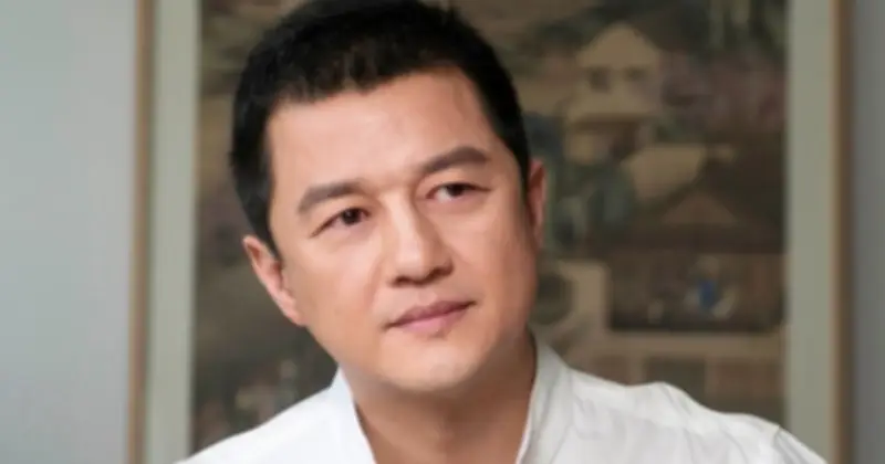 Lý Á Bằng ngừng bán hàng online sau phiên livestream 374 tỷ đồng