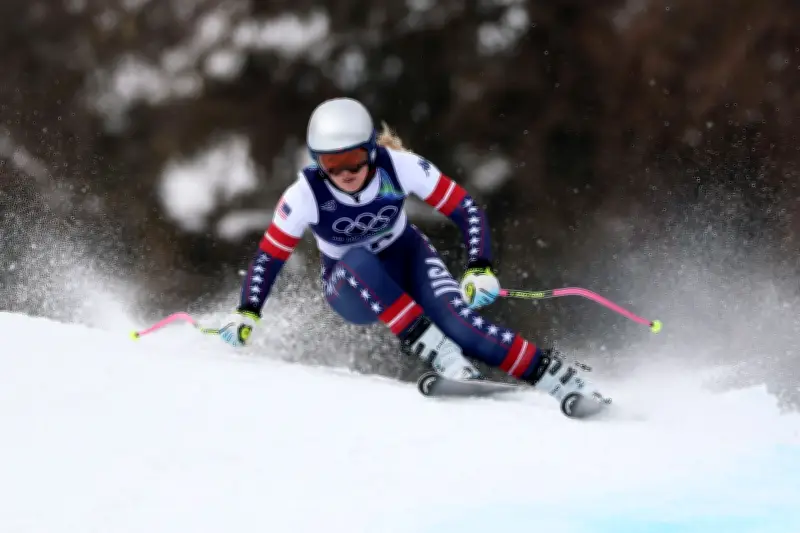 Lindsey Vonn gãy chân tại Olympic 2026: Tinh thần thép của huyền thoại trượt tuyết