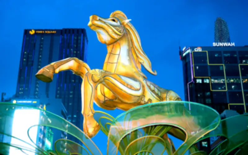 Linh Vật Ngựa Đường Hoa Nguyễn Huệ 2026 Cử Động Và Áp Dụng Công Nghệ Mapping