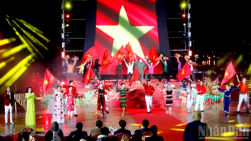 Lâm Đồng rộn ràng chào năm mới với chuỗi chương trình nghệ thuật đặc sắc