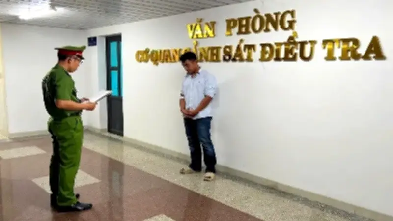 Lâm Đồng: Tài xế say rượu gây tai nạn, kéo lê xe máy khiến một người tử vong