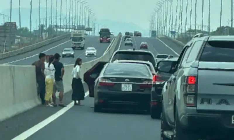 Làn Trái Cao Tốc: Điểm Đen Tai Nạn Liên Hoàn Vào Dịp Tết Nguyên Đán