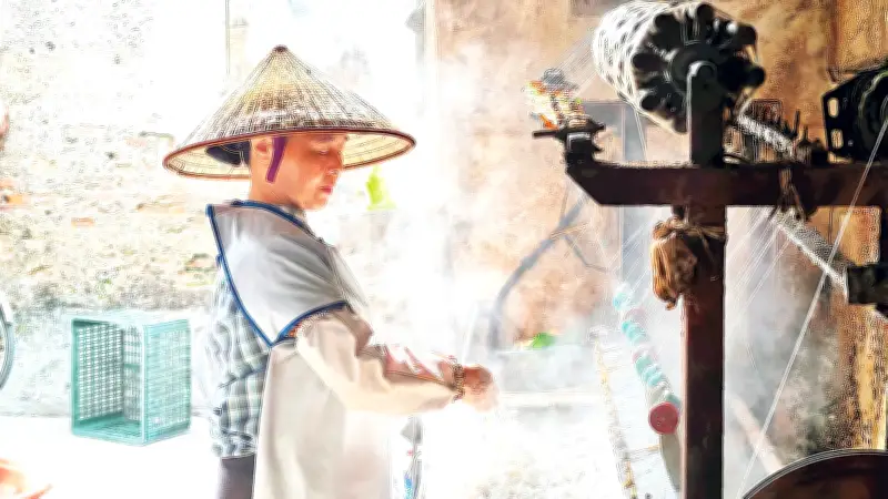 Làng Cổ Chất: Hành trình gìn giữ nghề ươm tơ truyền thống giữa thời đại mới