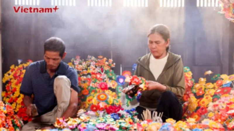 Làng hoa giấy Thanh Tiên: Nghề 300 năm gìn giữ hồn Tết Việt xứ Huế