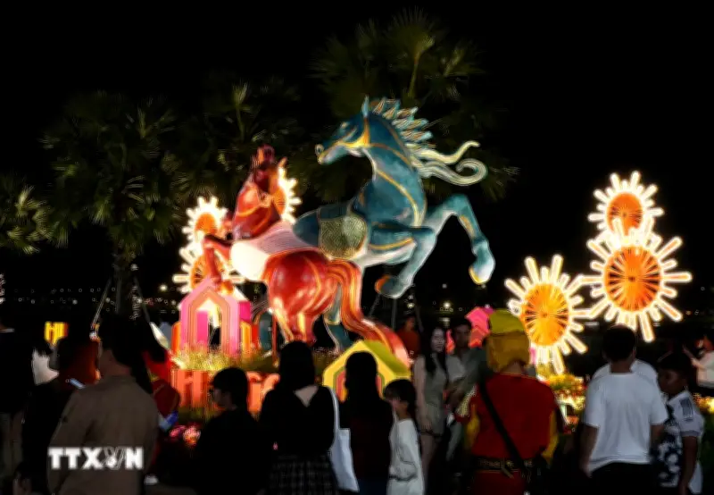 Lượng khách du lịch tăng mạnh trong 9 ngày nghỉ Tết Nguyên đán