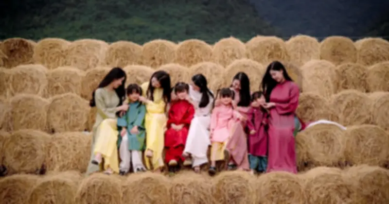 Làng Rơm Độc Đáo Thu Hút Du Khách Tại Khu Du Lịch Sinh Thái Lèn Chùa, Quảng Trị