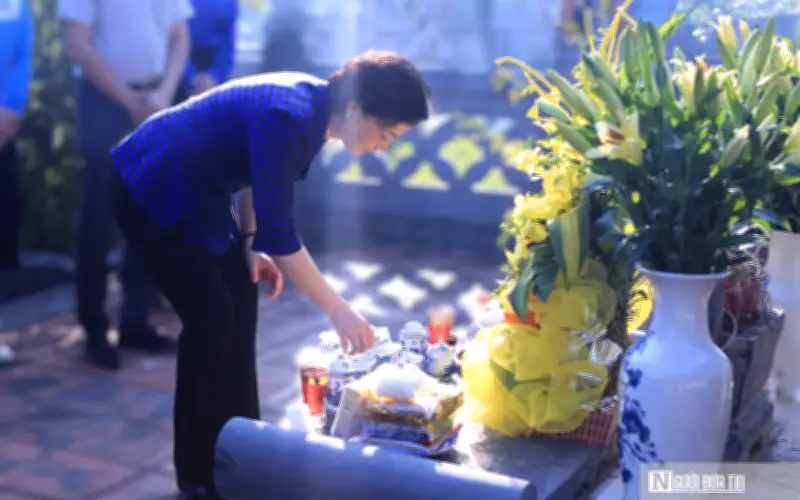 Lãnh đạo Đảng, Nhà nước dâng hương tri ân Đại danh y Hải Thượng Lãn Ông tại Hà Tĩnh